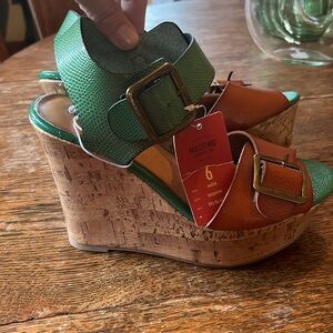 NWT Mossimo 2013 Walda Wedge Sandal size 6